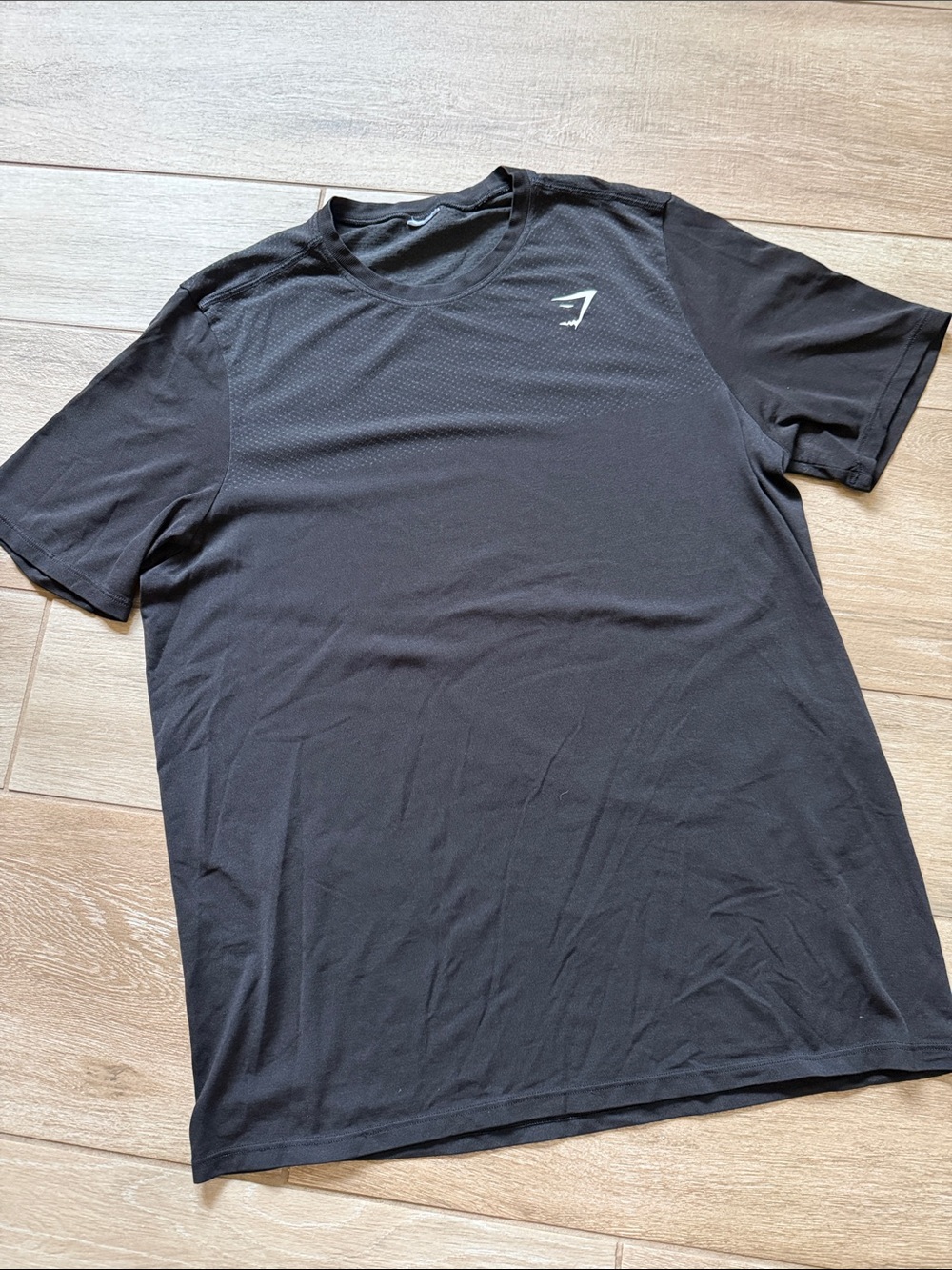 Gymshark Shirt LARGE (Tag Removed)
